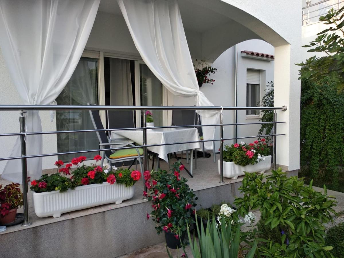 Radenka Zafron Apartment 沃迪切 外观 照片